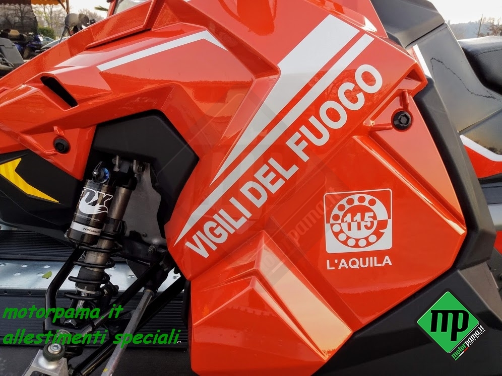 Motoslitta polaris Titan Touring 800 cc allestimento speciale da soccorso Vigili Del Fuoco - immagine 3