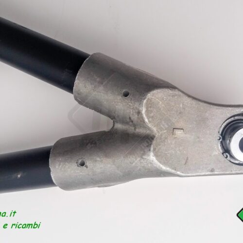 Braccio triangolo  sospensione anteriore inferiore sx motoslitta Polaris Rmk , Pro, Indy' ed altri