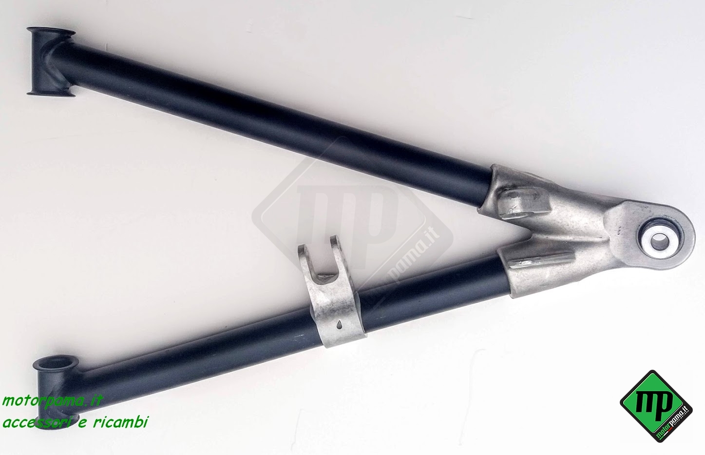 Braccio triangolo sospensione anteriore inferiore sx motoslitta Polaris Rmk , Pro, Indy' ed altri - immagine 2