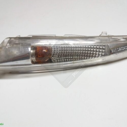 Indicatore di direzione SX su specchietto Derbi GPR 50 / 125