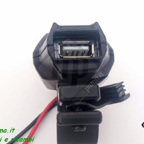 Presa corrente per ricarica batteria GPS Telefonino sistema USB  a manubrio moto.
