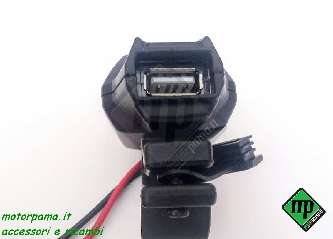 Presa corrente per ricarica batteria GPS Telefonino sistema USB a manubrio moto.